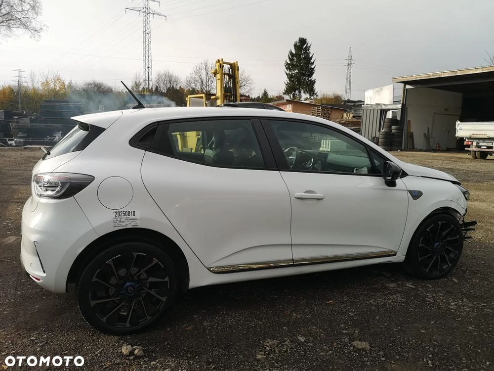 Renault Clio BLUE dCi 85 BUSINESS EDITION - 22