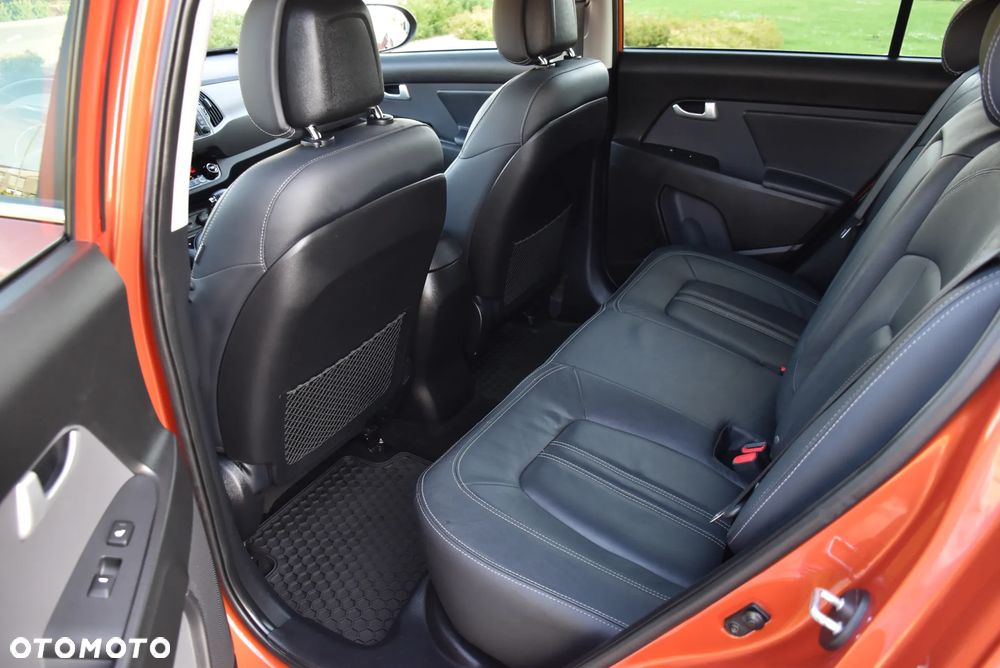 Kia Sportage 2.0 CRDI 184 AWD Platinum Edition - 28