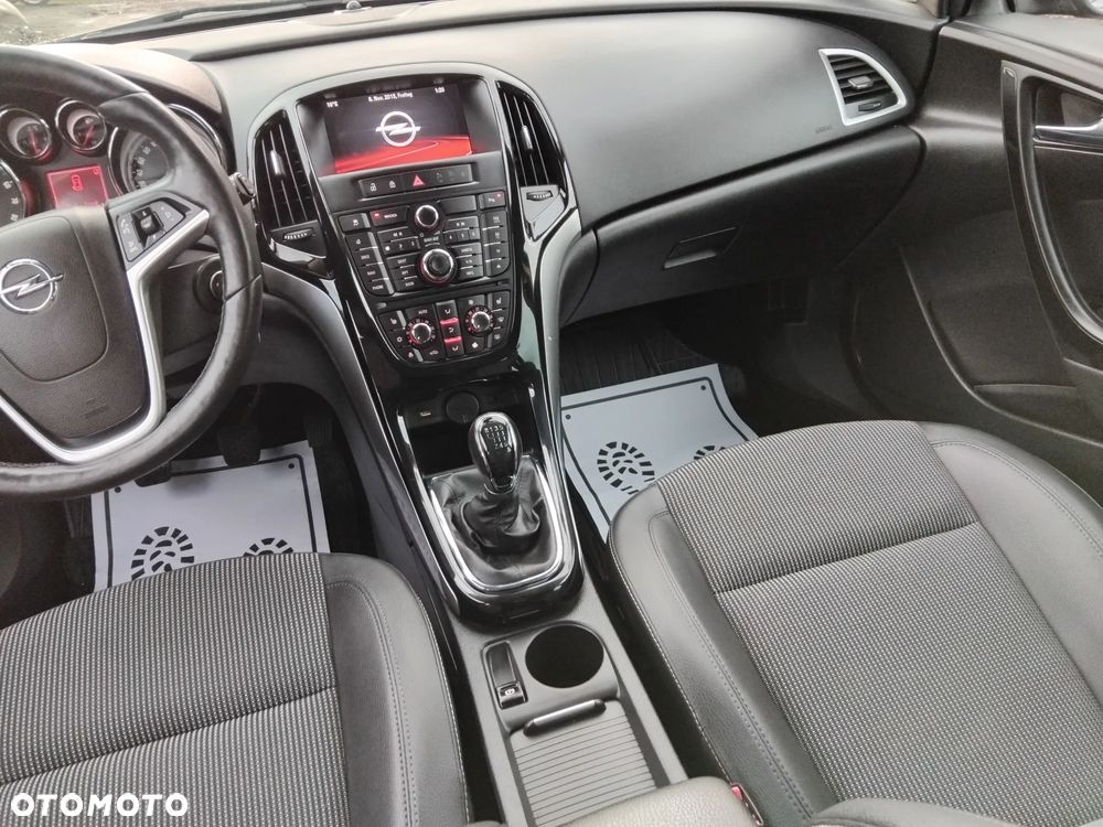Opel Astra 1.4 Turbo Sports Tourer Active - 28