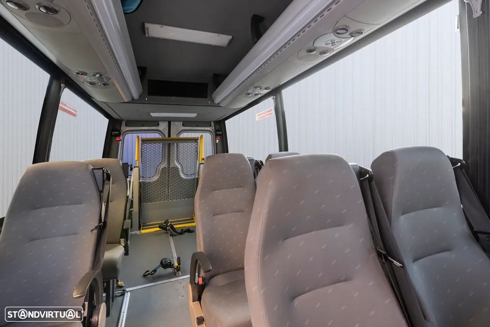 Mercedes-Benz Sprinter - 5