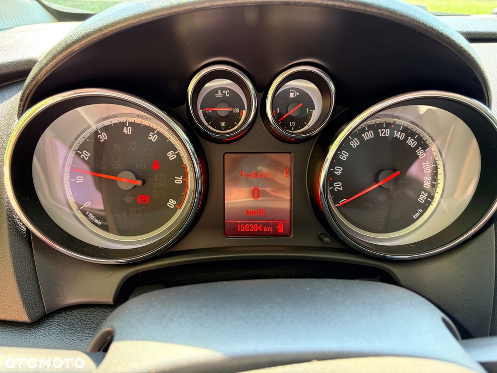 Opel Astra 1.4 Turbo 150 Jahre - 7
