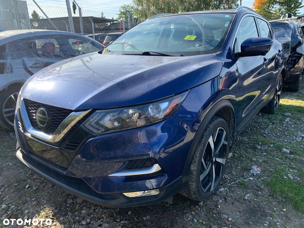 Nissan Qashqai - 2