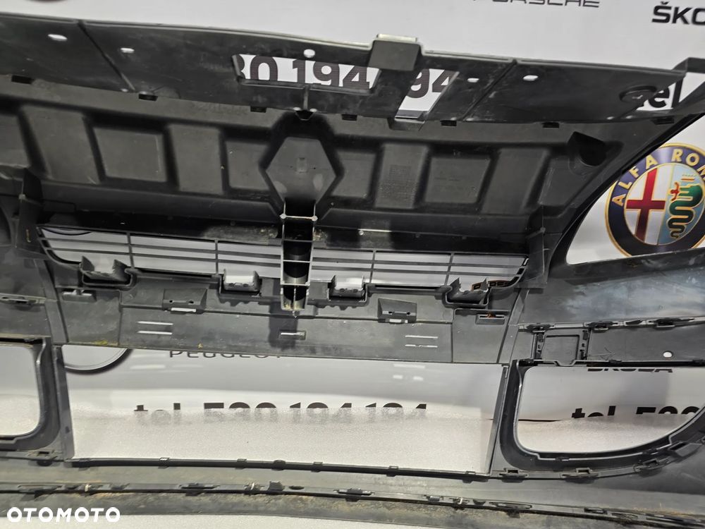 RENAULT SCENIC 3 III 08- ZDERZAK PRZEDNI PRZÓD , NR AUKCJI NZ1476 - 26