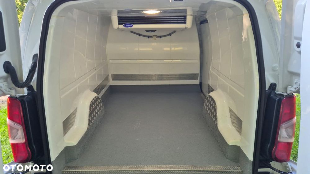 Toyota Proace City - 15