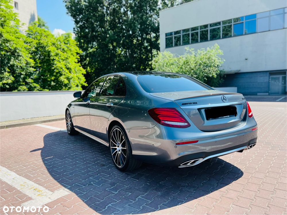 Mercedes-Benz E-Class 2018 photo 5