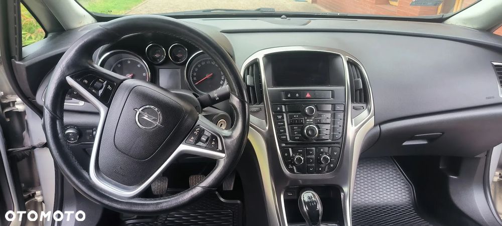 Opel Astra IV 1.7 CDTI Cosmo - 14