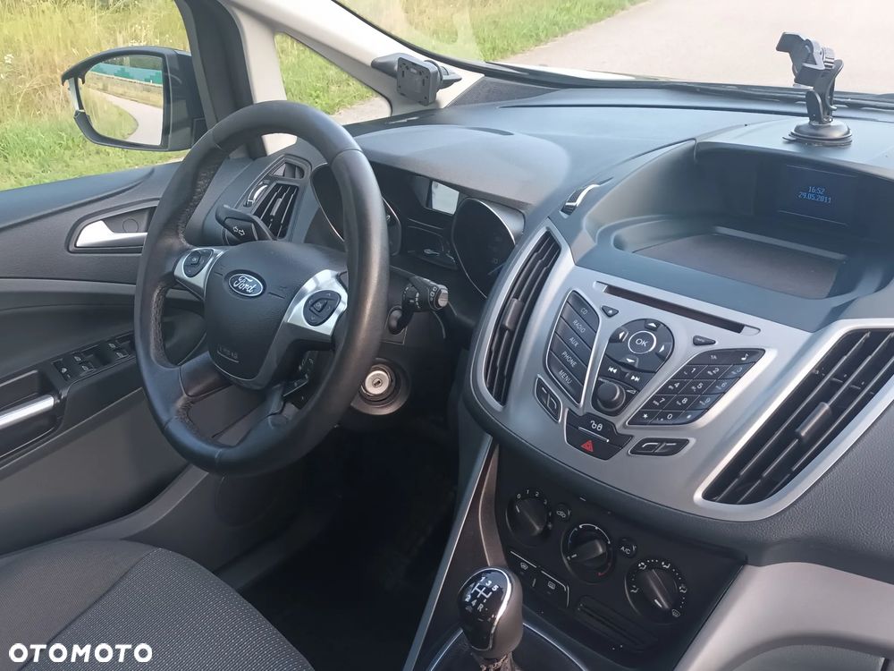 Ford Grand C-MAX - 19