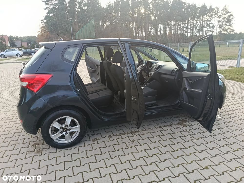 Hyundai ix20 - 16