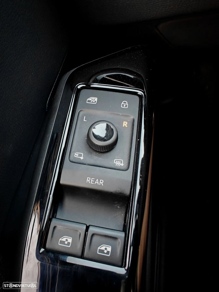 VW ID.3 59 kWh Pro Urban - 12