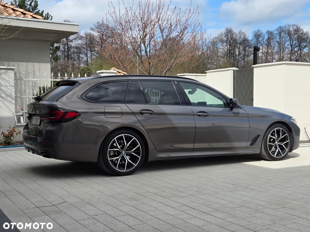 BMW Seria 5 520d xDrive mHEV sport - 5