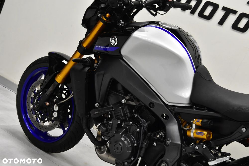Yamaha MT - 17