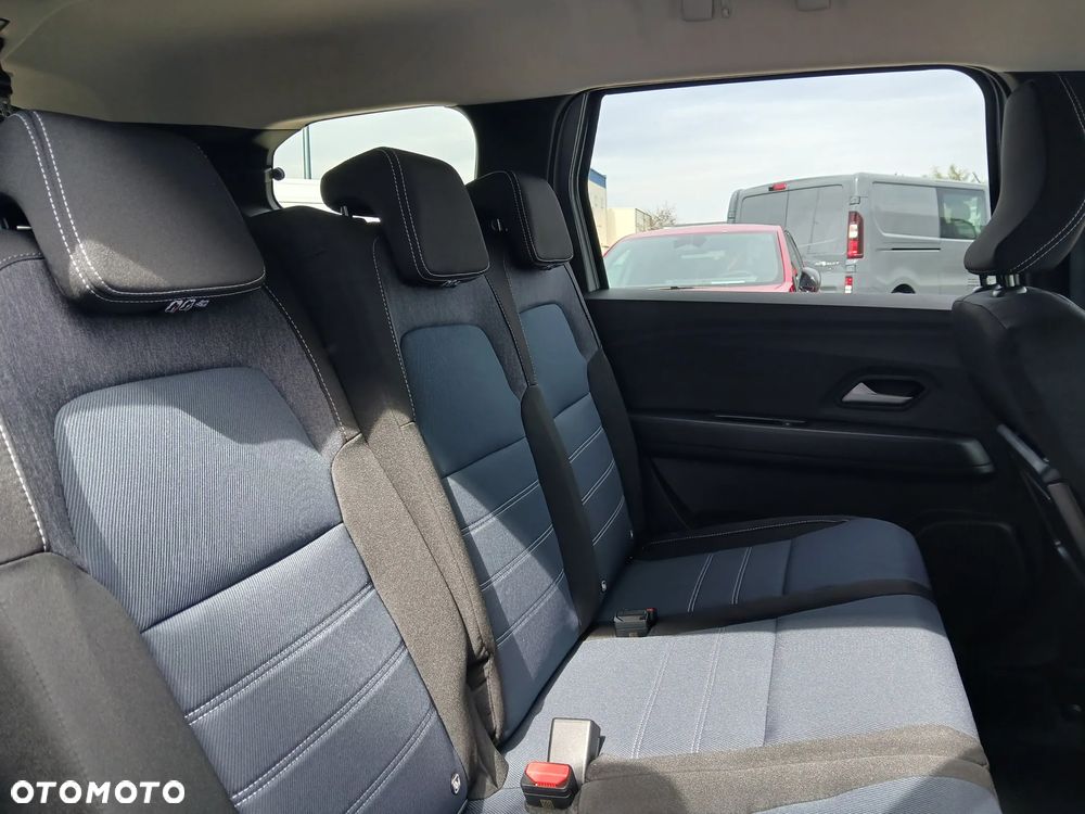 Dacia Jogger 1.0 TCe 110 Journey 7os - 14