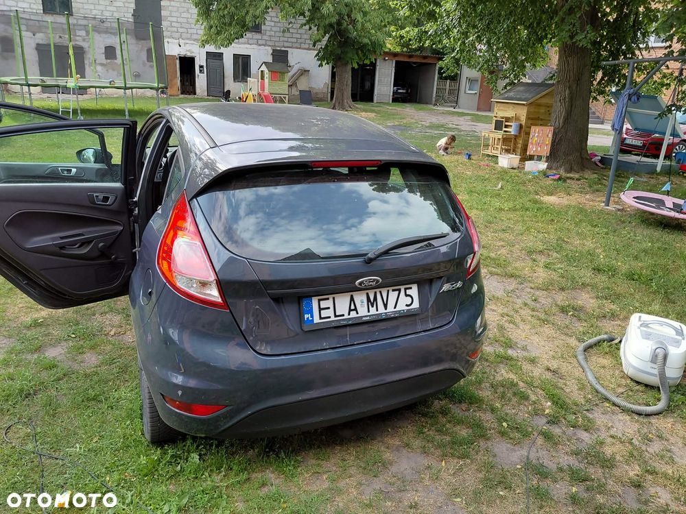 Ford Fiesta - 6