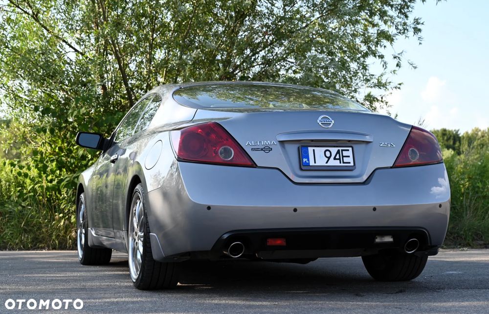 Nissan Altima - 21