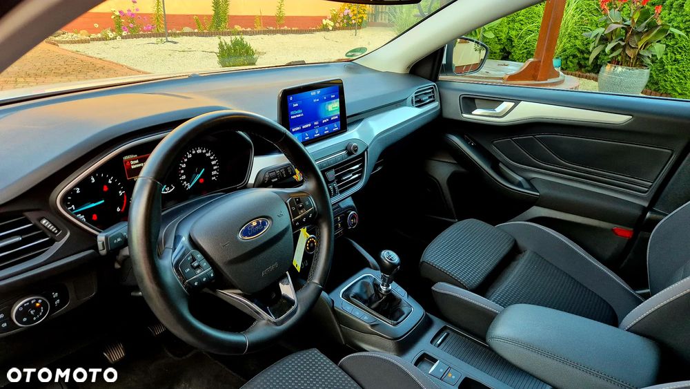 Ford Focus 1.5 EcoBlue Start-Stopp-System TITANIUM - 12