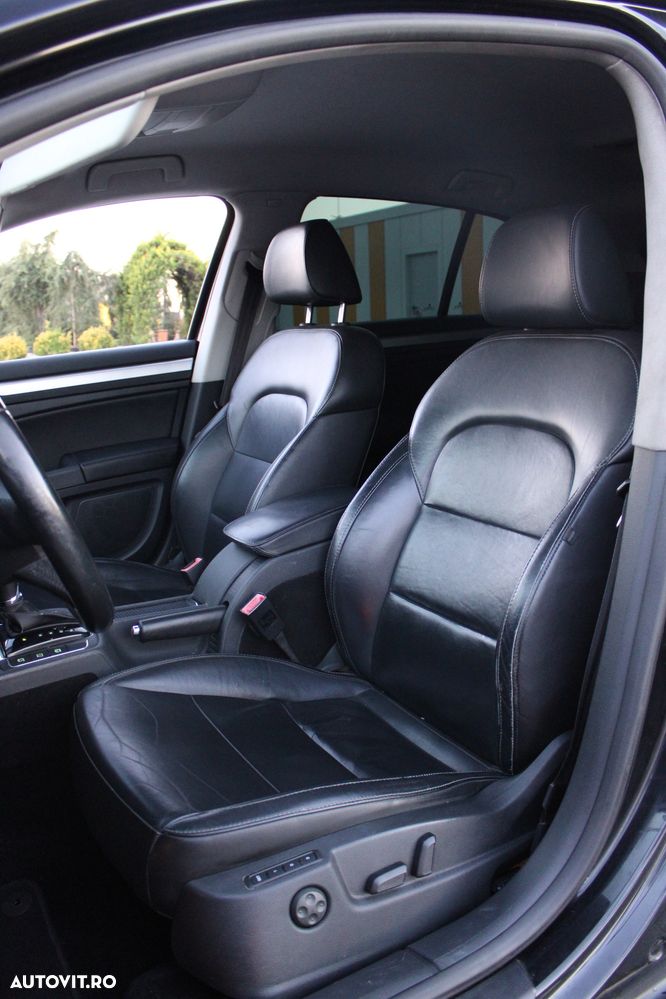Skoda Superb 2.0 TDI Elegance DSG - 17