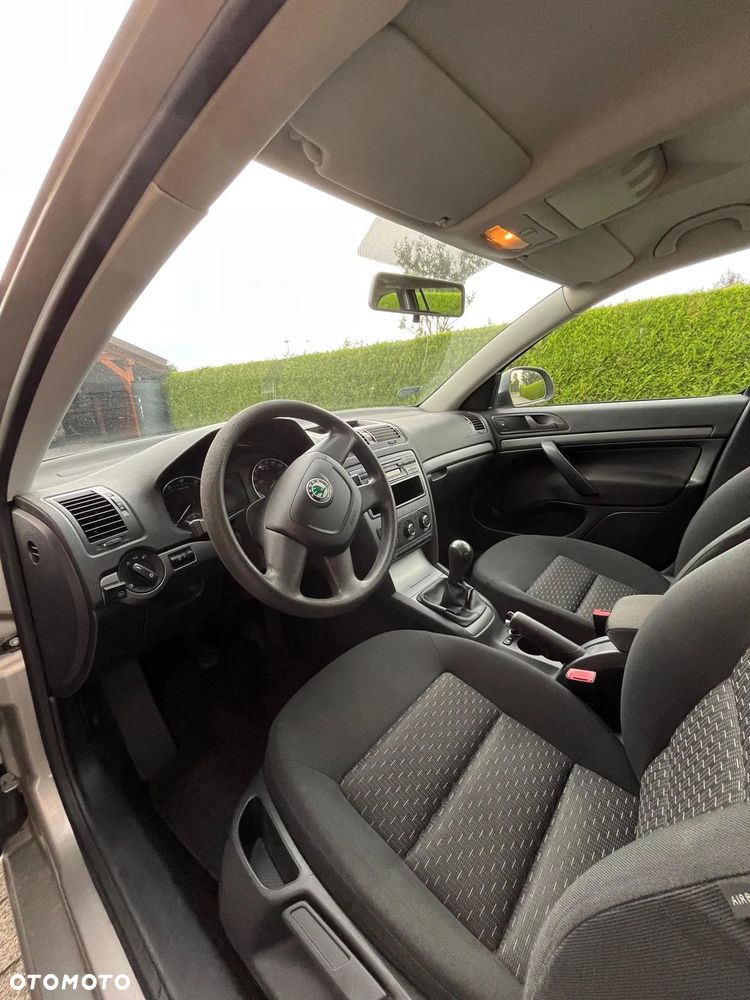 Skoda Octavia 1.6 - 4