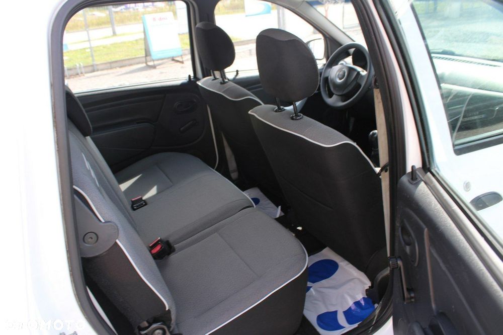 Dacia Logan - 18