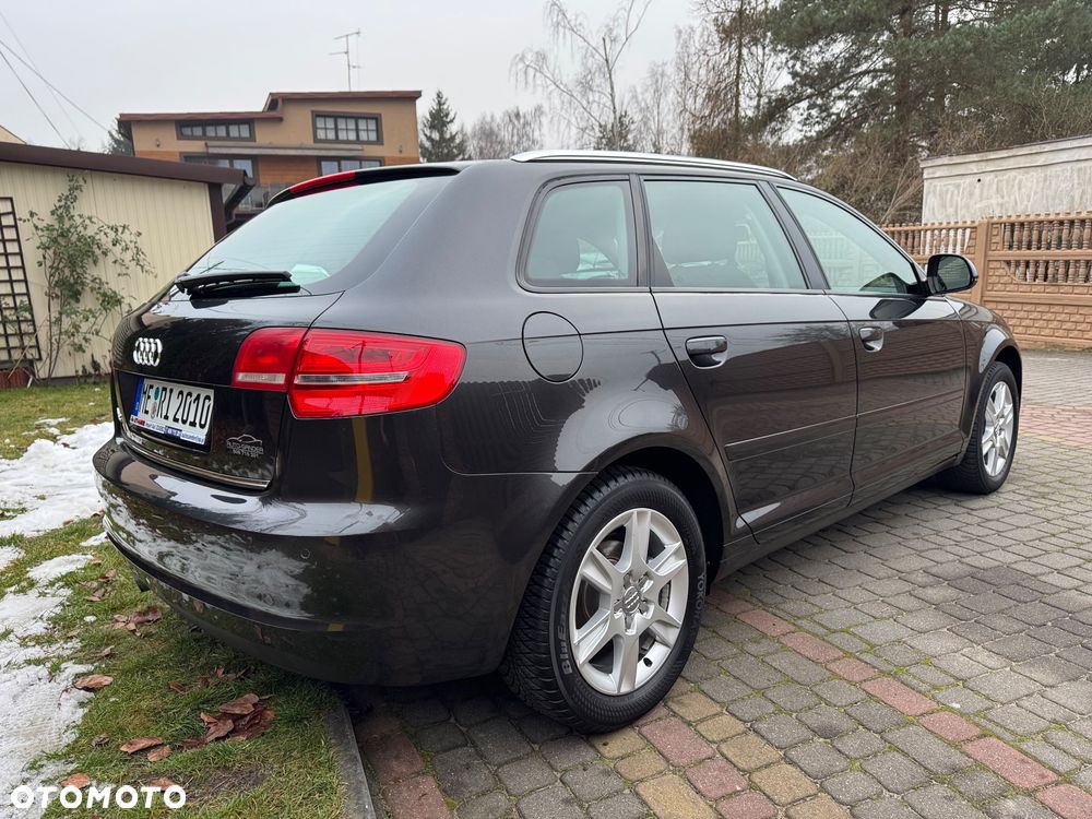 Audi A3 Sportback - 6