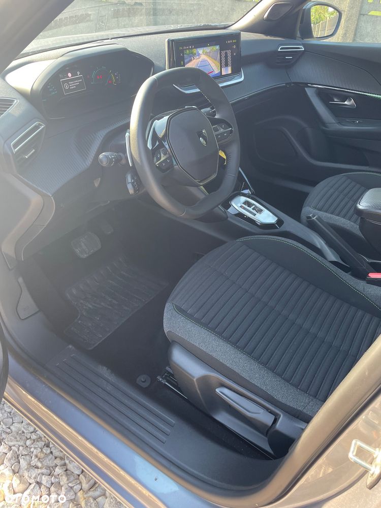 Peugeot 2008 PureTech mHEV Active e-DCS6 - 13