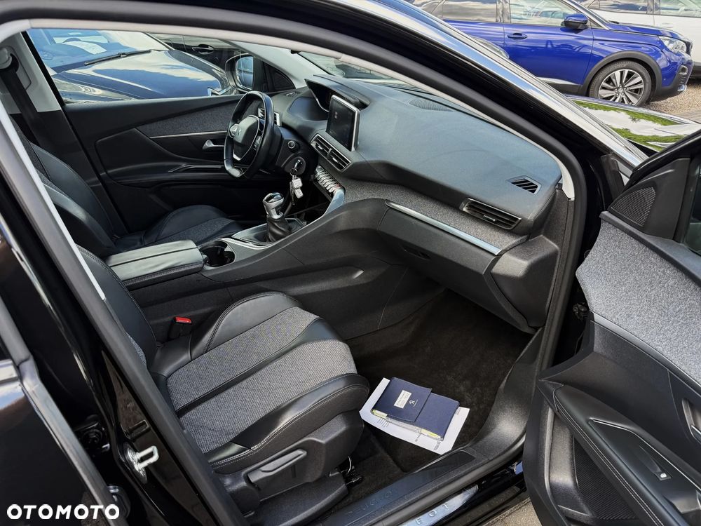 Peugeot 3008 PureTech 130 Stop & Start GPF Active Business-Paket - 13