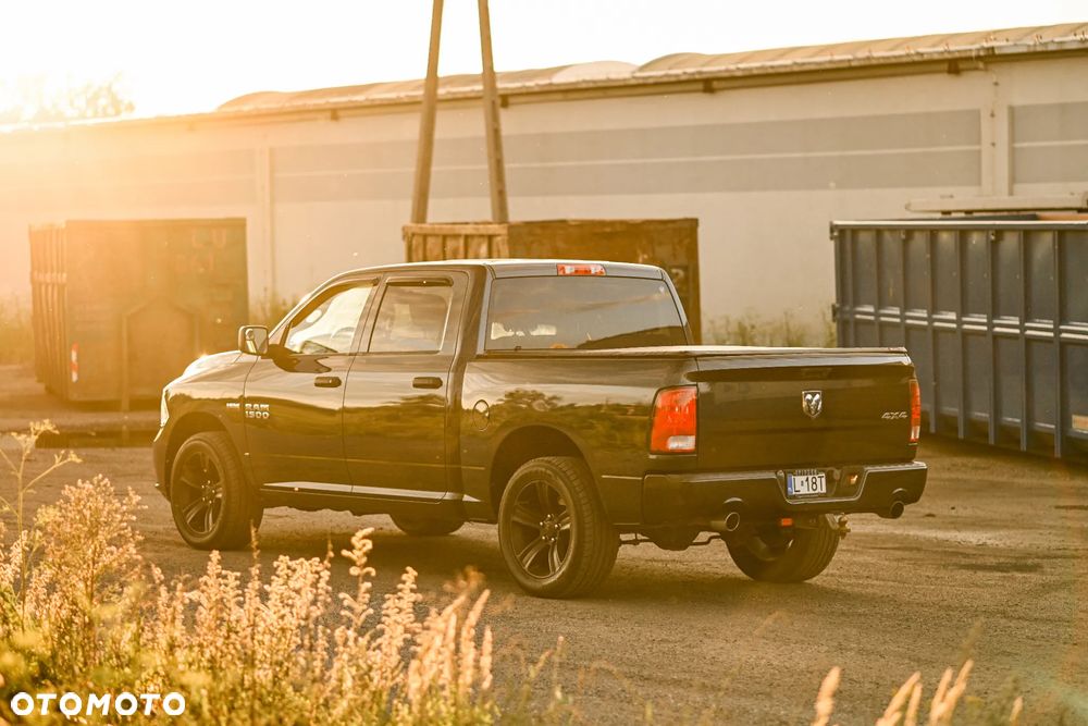 Dodge RAM 1500 5.7 4x4 - 20