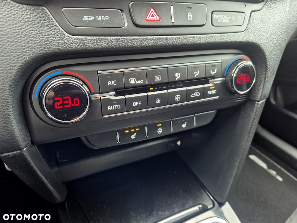 Kia Ceed 1.4 T-GDI OPF GT Line - 35