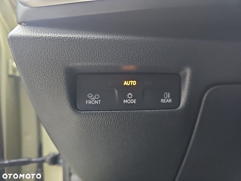 Skoda Superb 1.5 TSI mHEV L&K DSG - 26