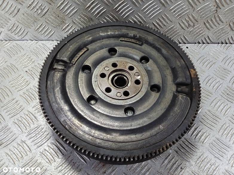 KOŁO DWUMASOWE RENAULT LAGUNA III - 2