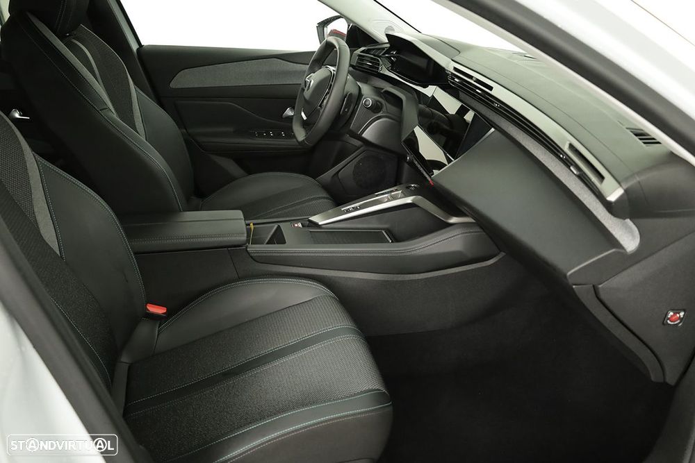 Peugeot 308 1.6 Hybrid Allure Pack e-EAT8 - 22