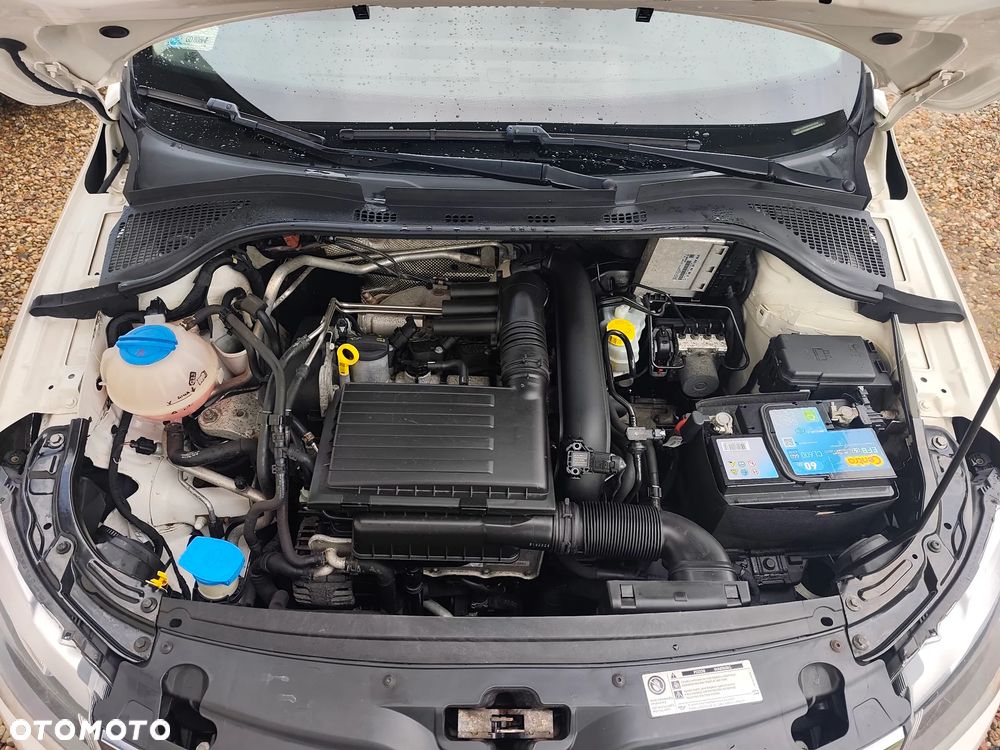 Skoda RAPID 1.2 TSI Emotion Plus DSG - 11