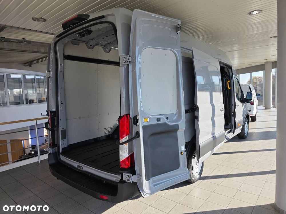 Ford Transit Trend Van 350L4H3 - 5