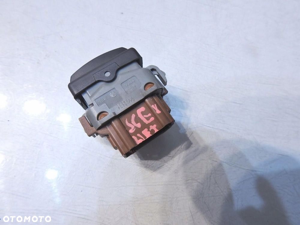 PRZYCISK PDC RENAULT SCENIC II LIFT 2808202 - 2