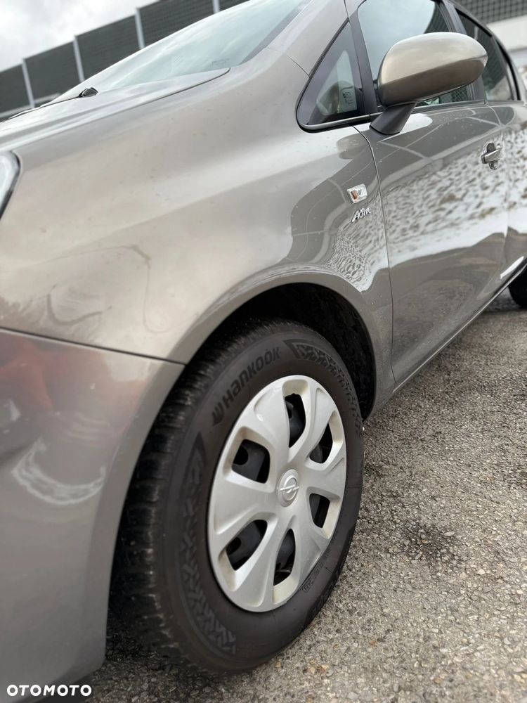 Opel Corsa 1.2 16V Edition / Active - 8