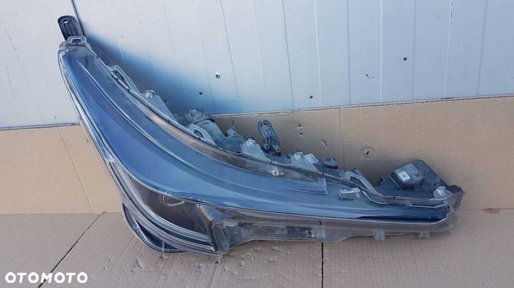 lampa przód prawa toyota corolla e21 hb kombi full led - 6