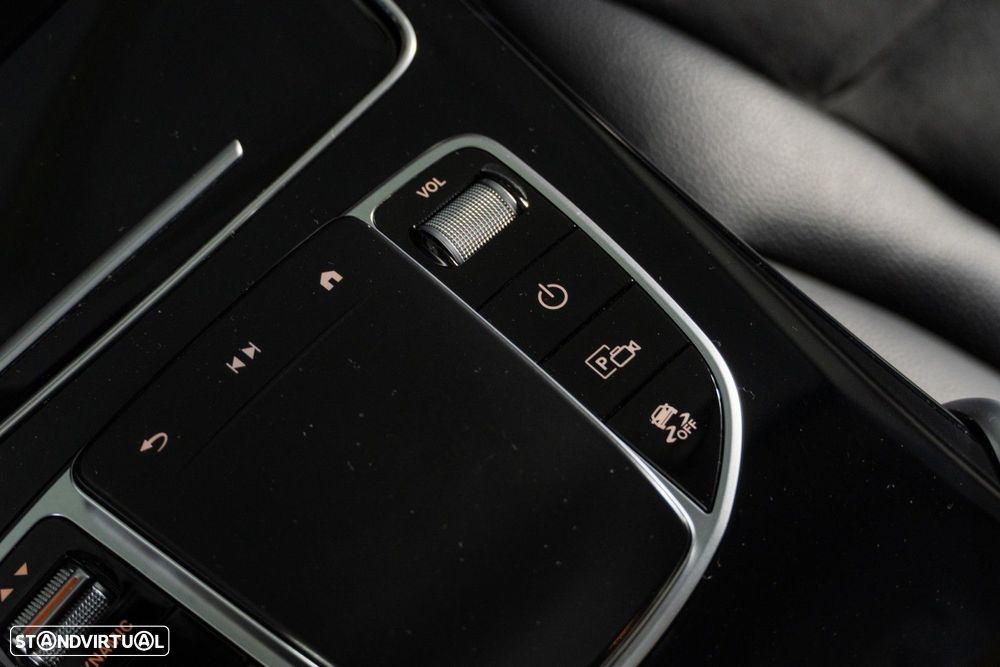 Mercedes-Benz GLC 220 d 4Matic - 30