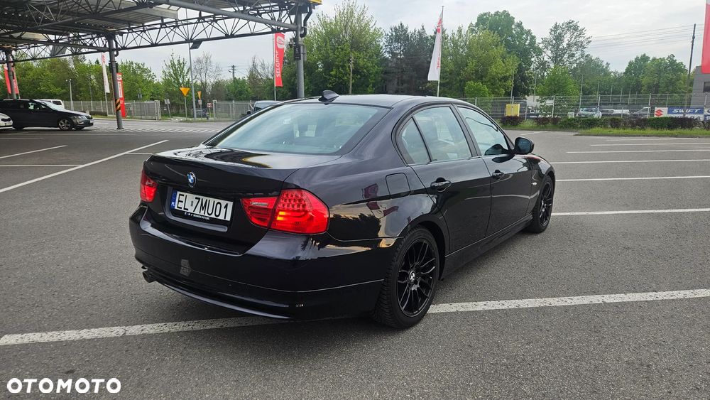 BMW Seria 3 320d DPF - 20