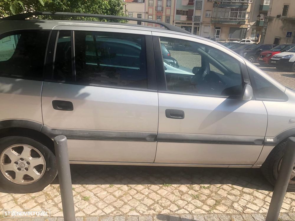 Opel Zafira 2.0 DTi Elegance - 3