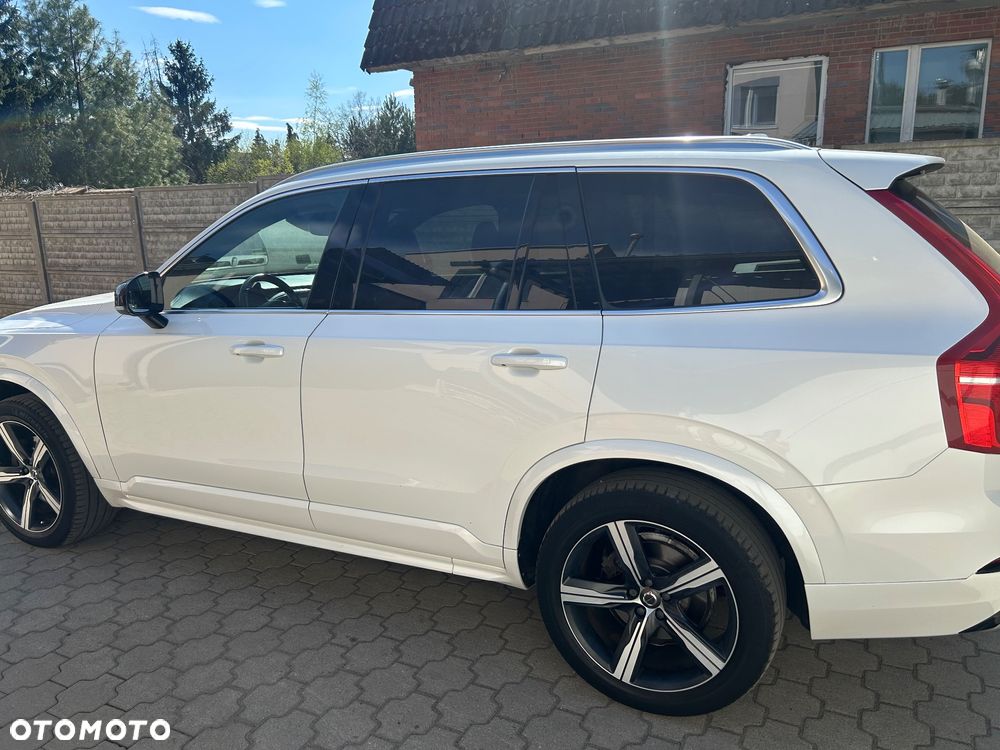 Volvo XC 90 B5 D AWD R-Design - 4