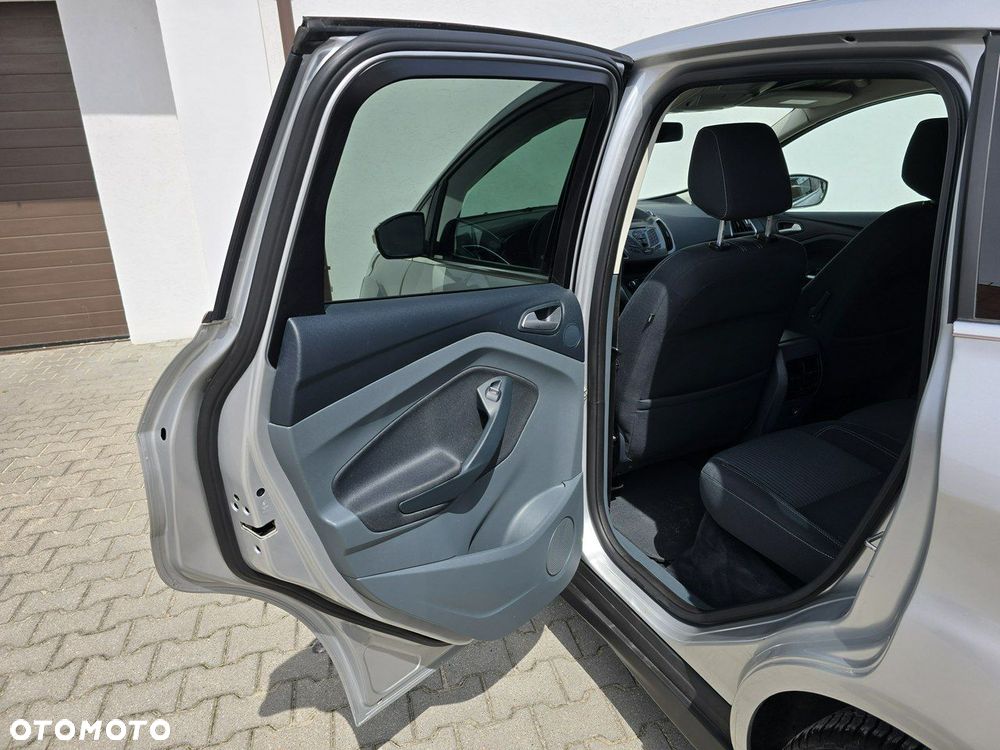 Ford C-MAX - 16