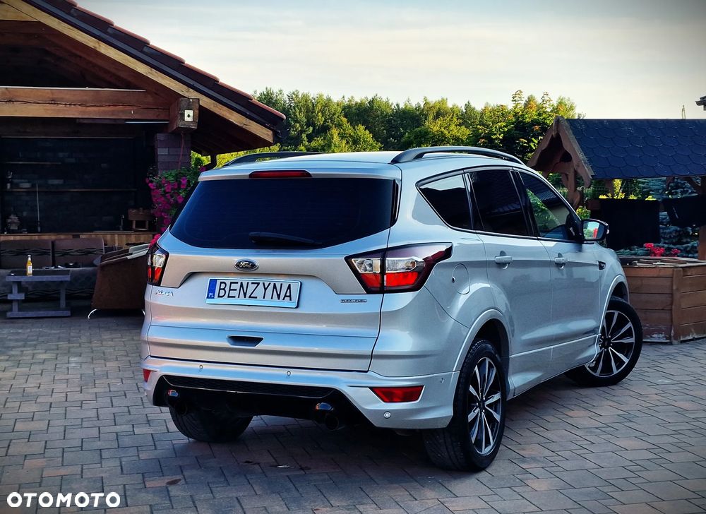 Ford Kuga 1.5 EcoBoost FWD ST-Line - 14