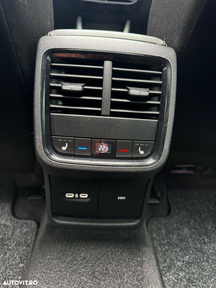Skoda Octavia 2.0 TDI DSG Clever - 14
