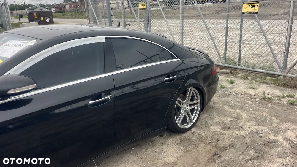 Mercedes-Benz CLS - 30