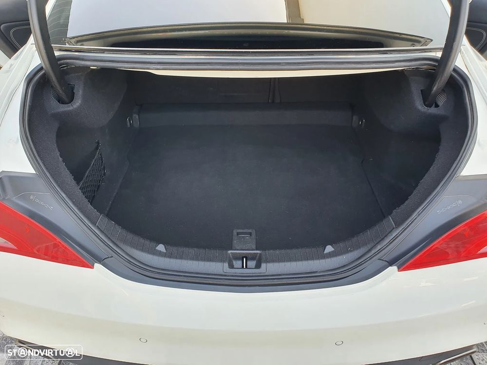 Mercedes-Benz CLA 200 CDi Urban - 14