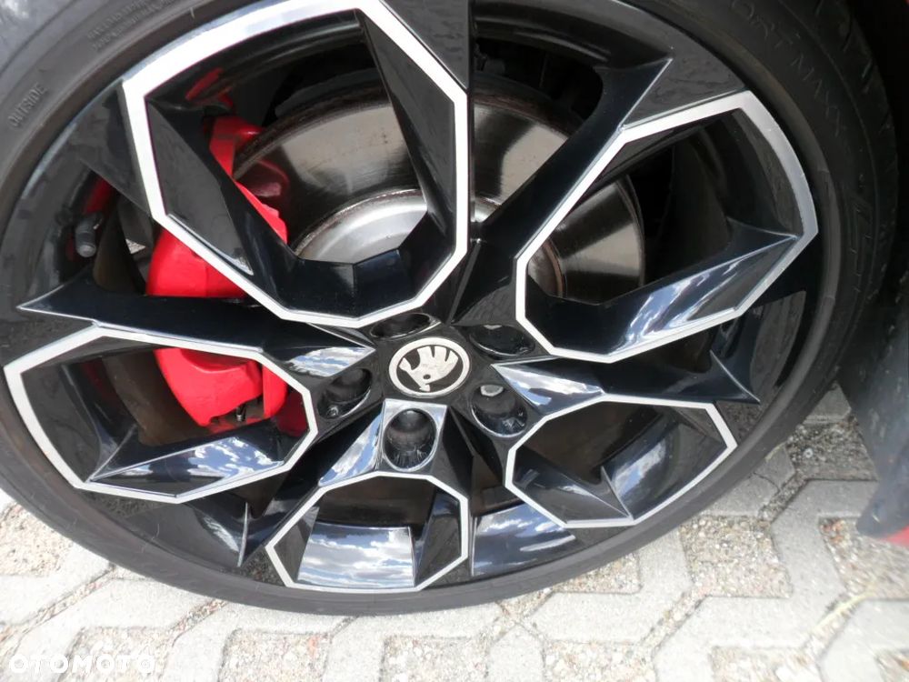 Skoda Octavia 2.0 TSI RS 245 DSG - 12