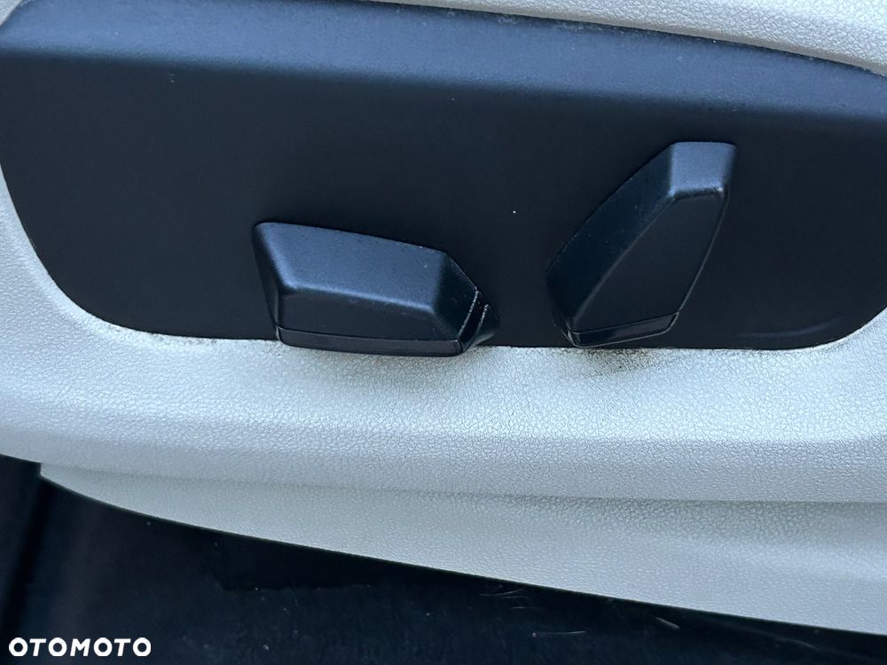 BMW X5 xDrive25d Sport-Aut - 14