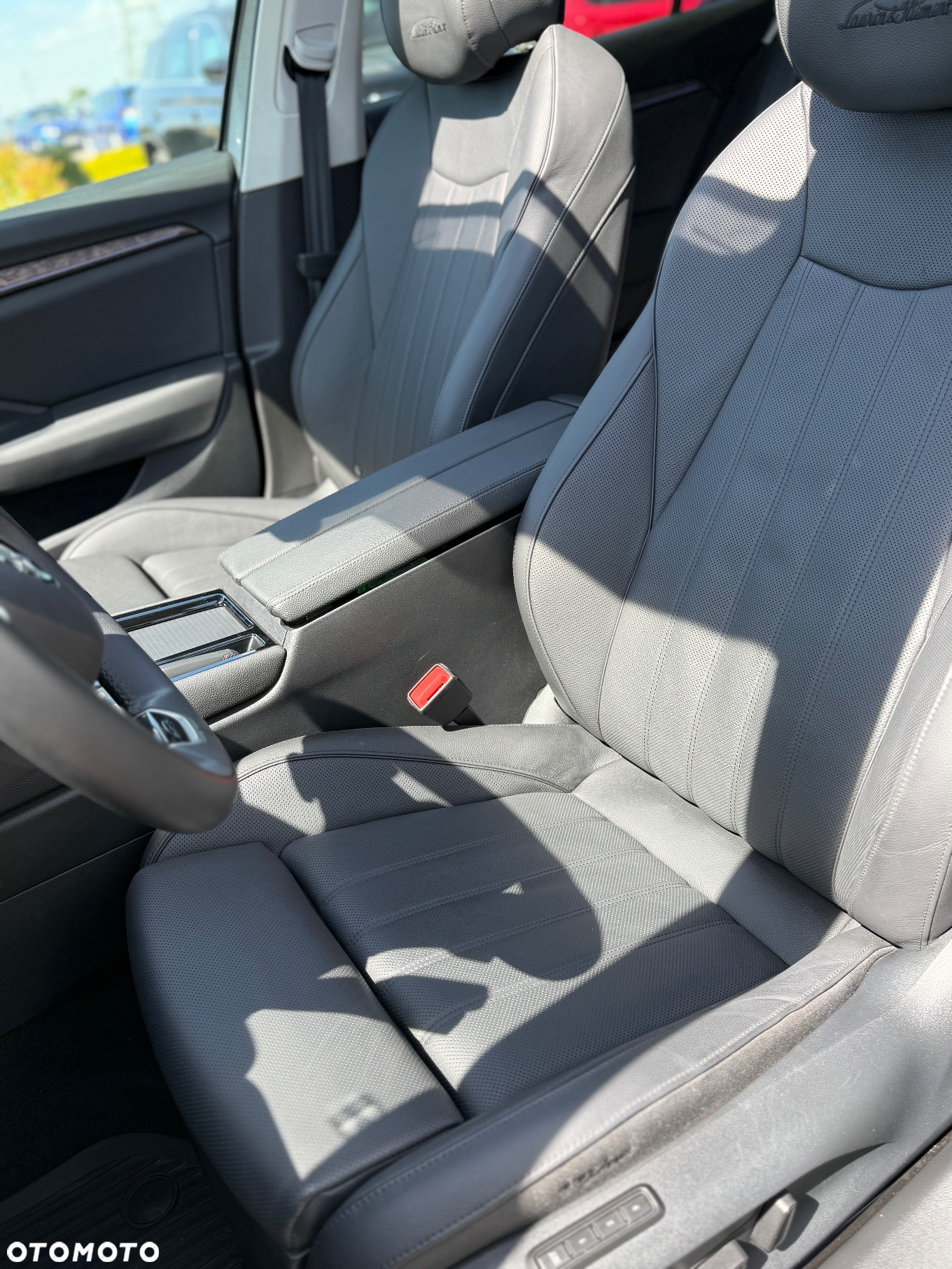 Skoda Superb 1.5 TSI L&K DSG - 25