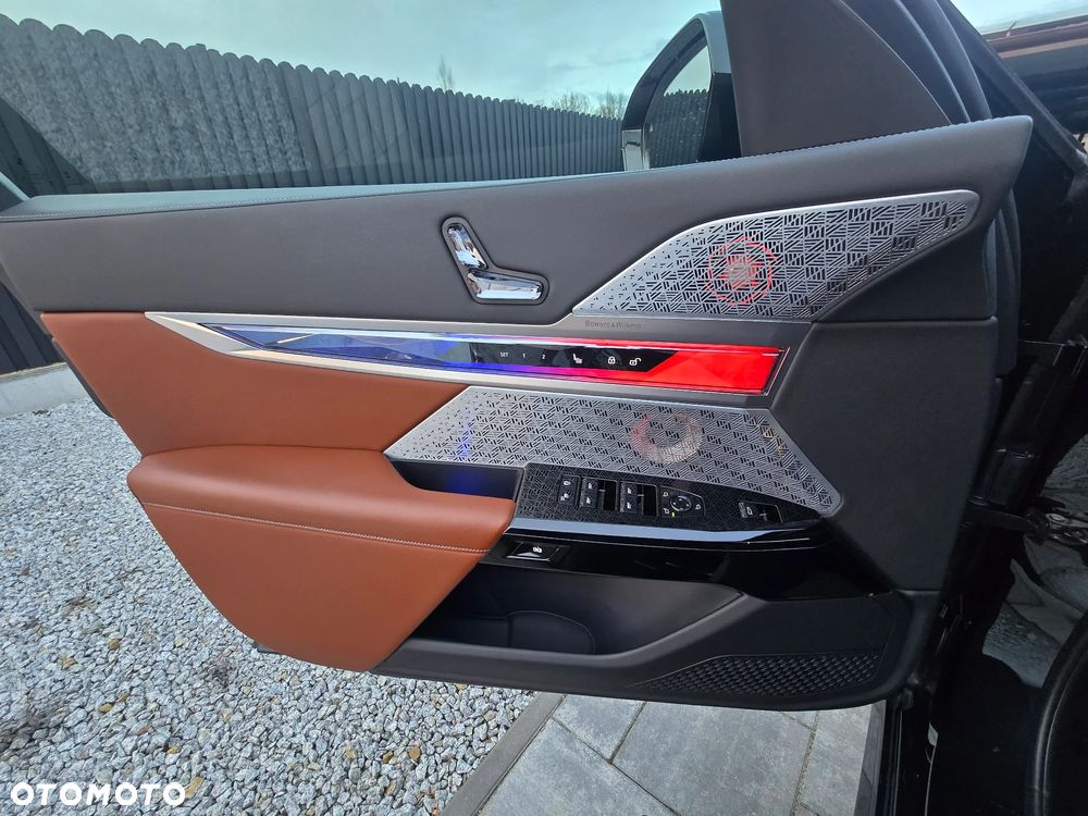 BMW Seria 7 - 24