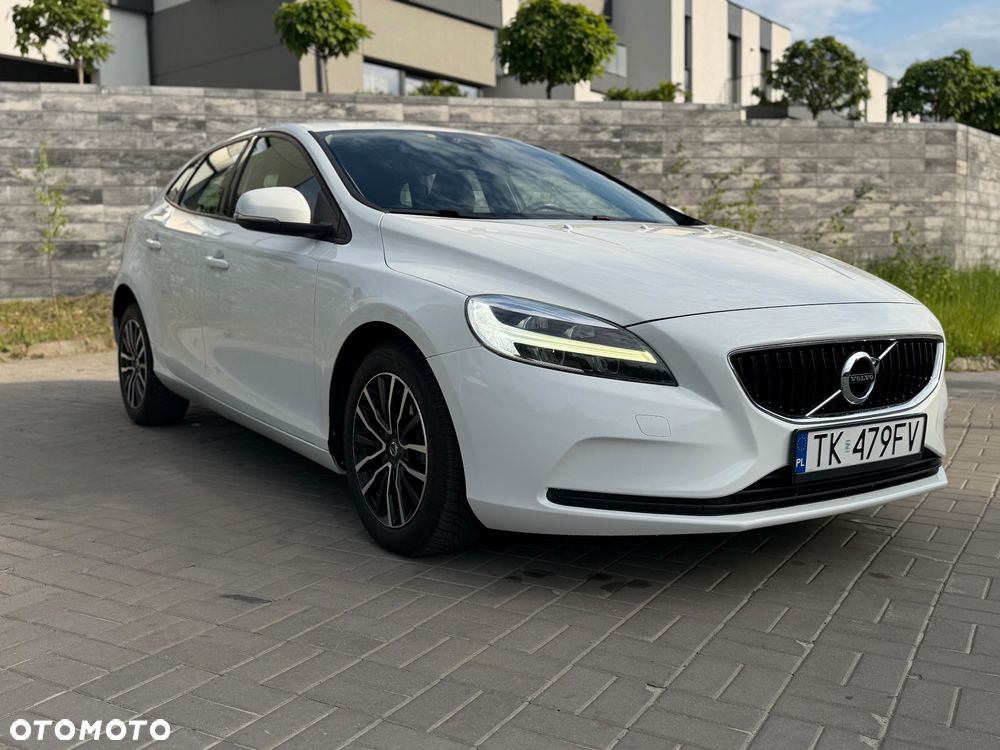 Volvo V40 D2 Geartronic Momentum - 9