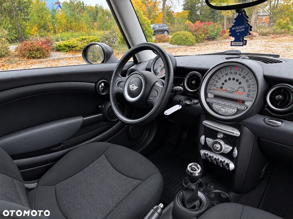 MINI ONE Standard - 7